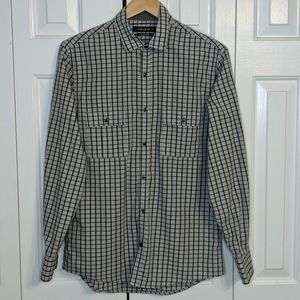 Men's Axist long sleeve button down shirt